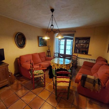 Casa Rural El Callejo Hinojosa de Duero Kültér fotó